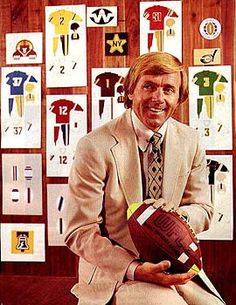 World Football League - WFL - Founder Gary Davidson - 1974